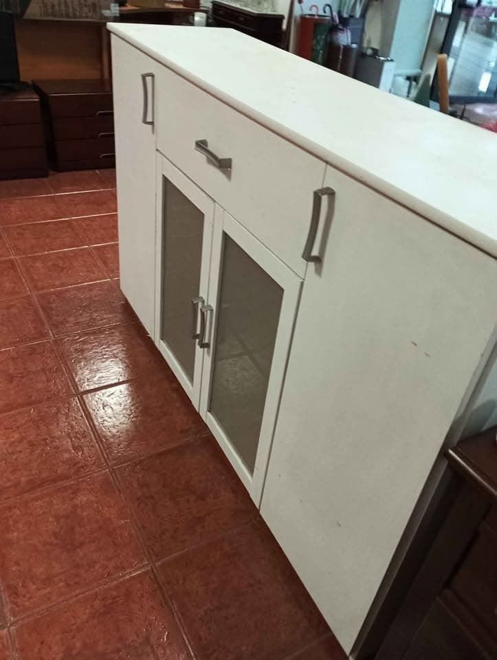 Aparador bajo de estilo moderno - Imagen 4