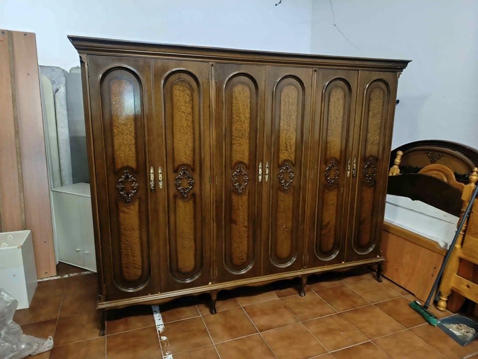 Armario 6 puertas - Imagen 1