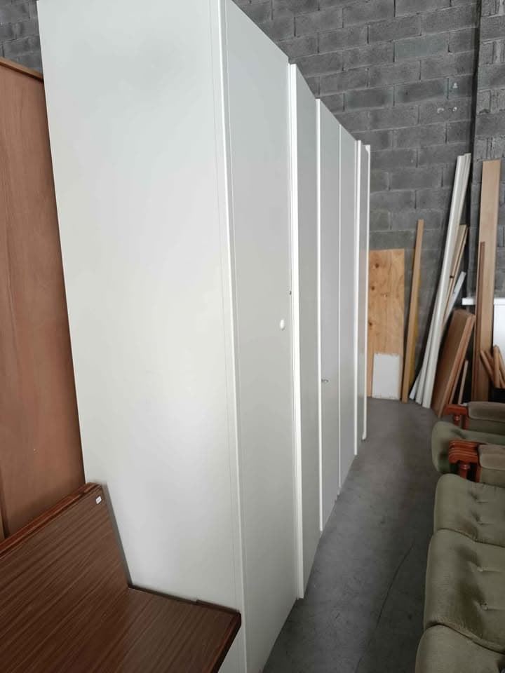 Armario lavado en blanco - Imagen 2