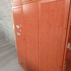 Armario tres puertas - Imagen 1