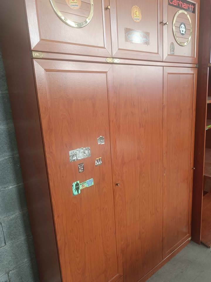 Armario tres puertas - Imagen 4