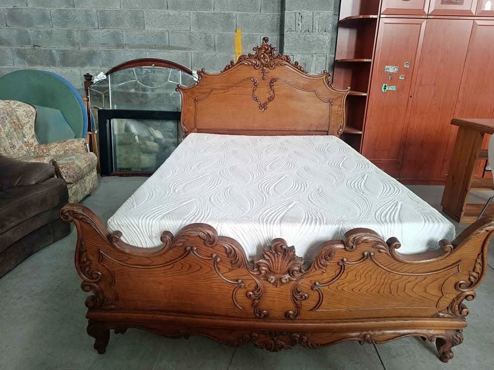 Cama maciza castaño talla - Imagen 2