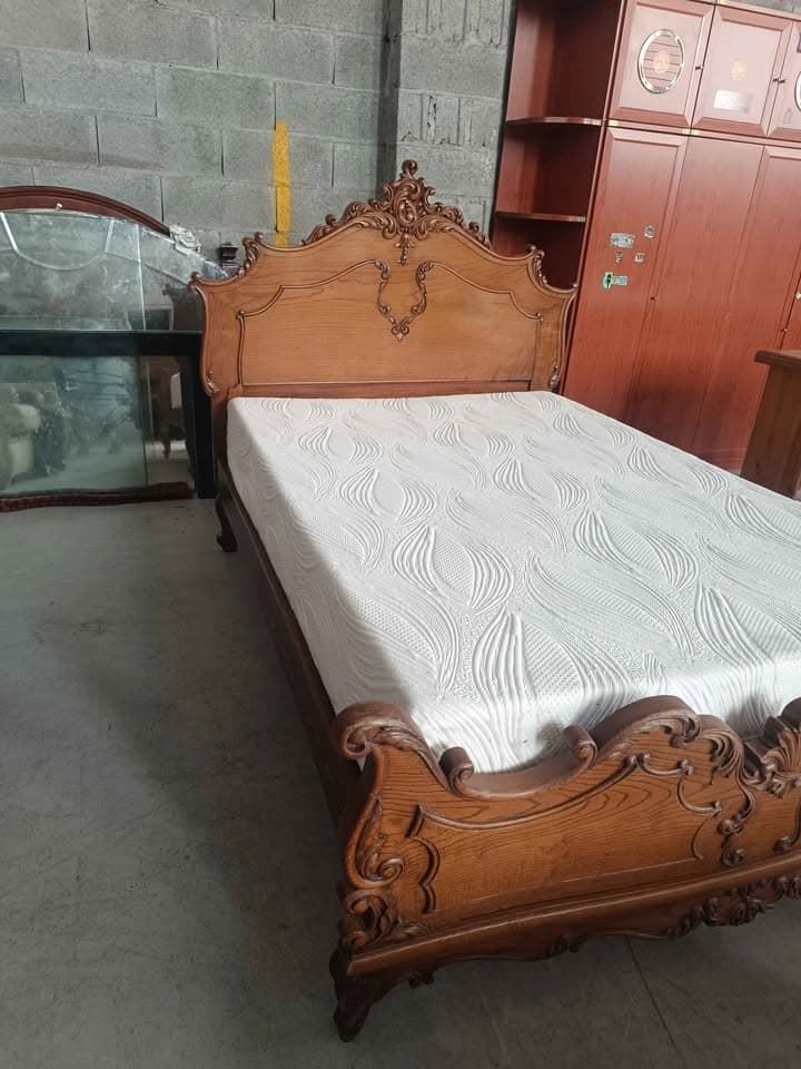 Cama maciza castaño talla - Imagen 5