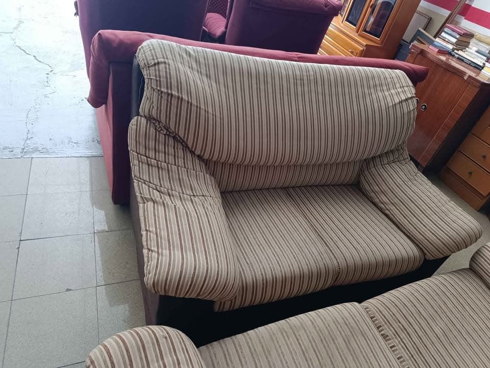 Conjunto sofas - Imagen 4