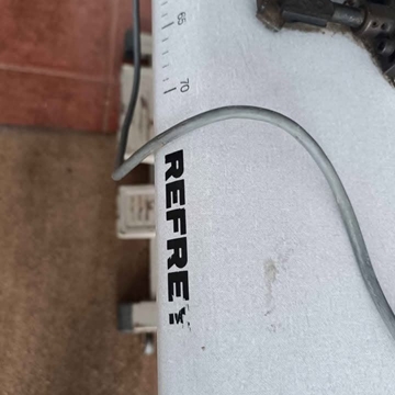 Maquina de coser industrial - Imagen 2