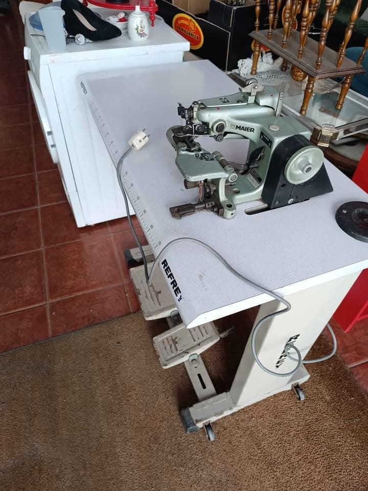 Maquina de coser industrial - Imagen 4