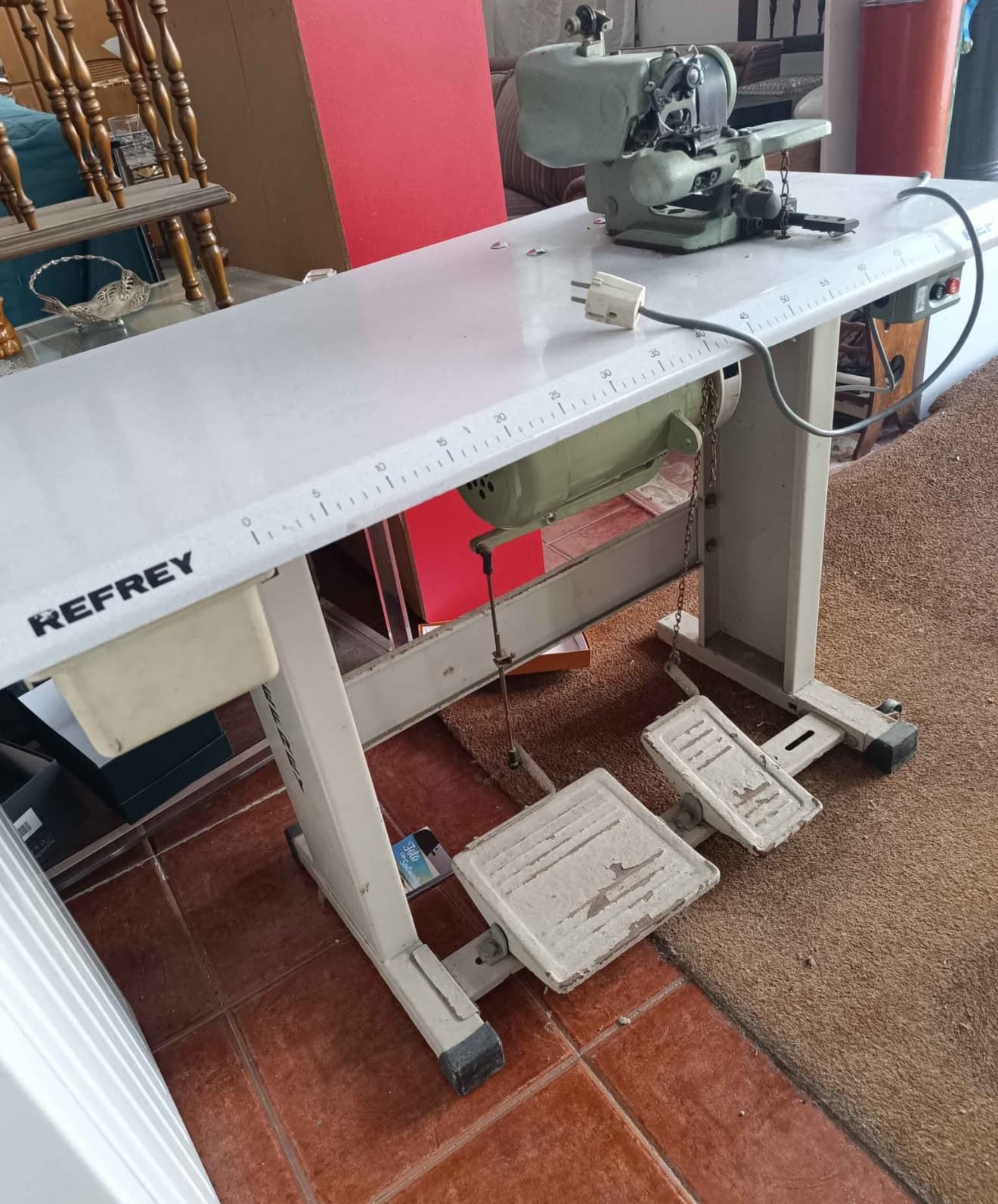 Maquina de coser - Imagen 5