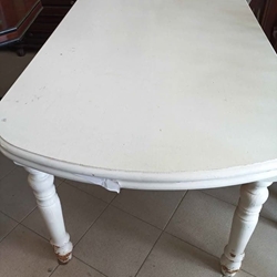 Mesa blanca de cocina - Imagen 2