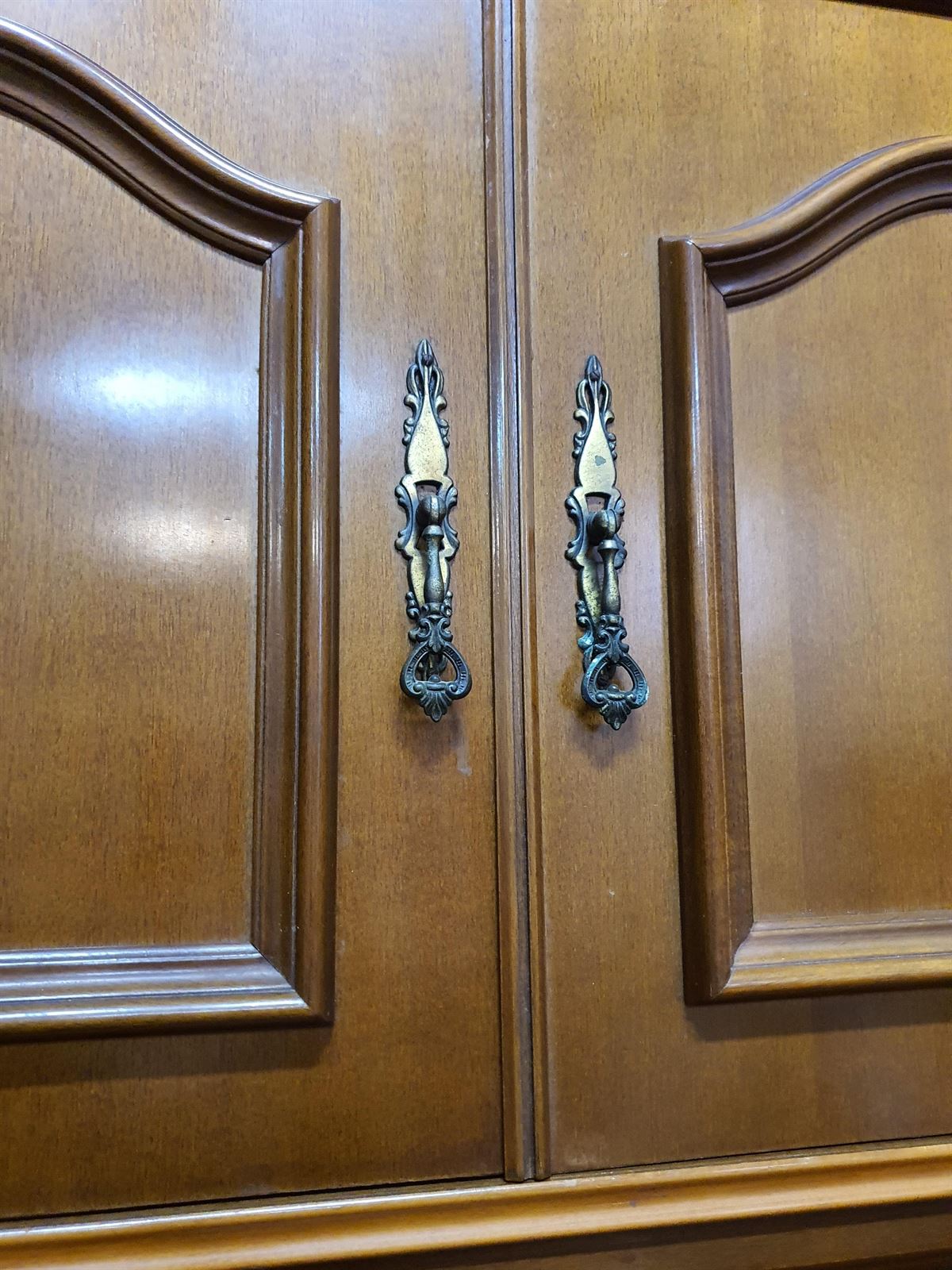 Mueble de salón antiguo buen estado - Imagen 2