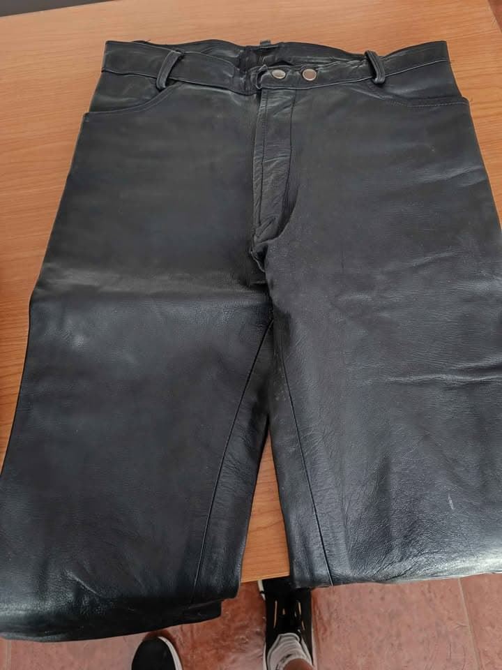 Pantalones de cuero - Imagen 2
