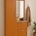 Recibidor moderno en acabado madera color cerezo - Imagen 1