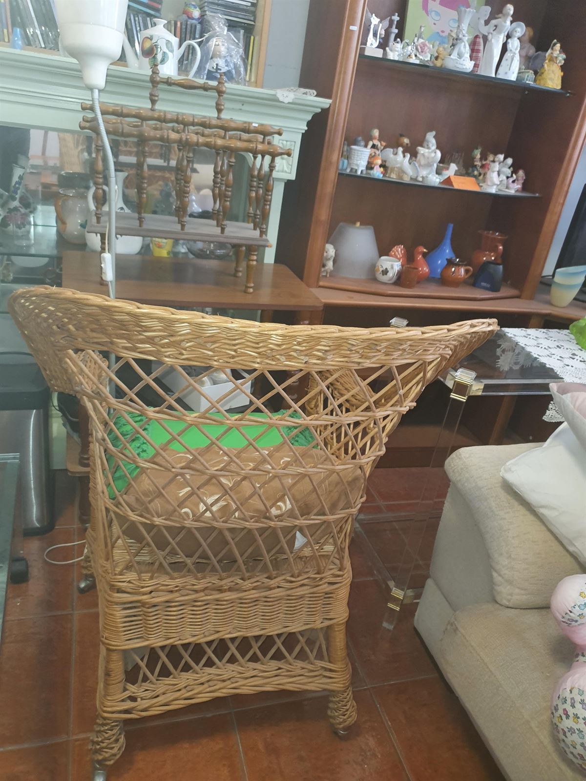Silla de mimbre con ruedas - Imagen 5